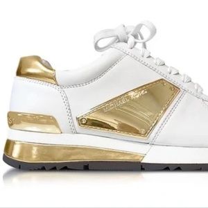 MICHAEL Michael Kors Allie White Leather Gold Plate Wrap